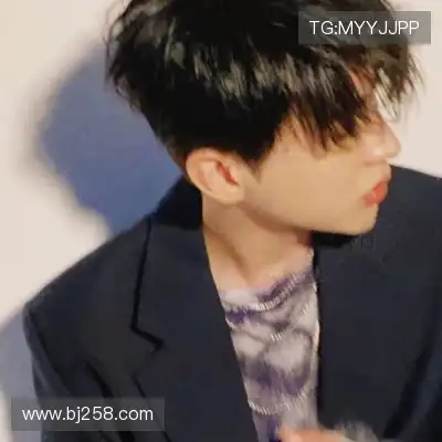 蓬盈晓